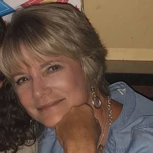 Meet your Posher, Paula